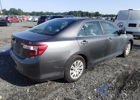 2013 Toyota Camry L z USA, uszkodzony, nr VIN 4T4BF1FK6DR331686